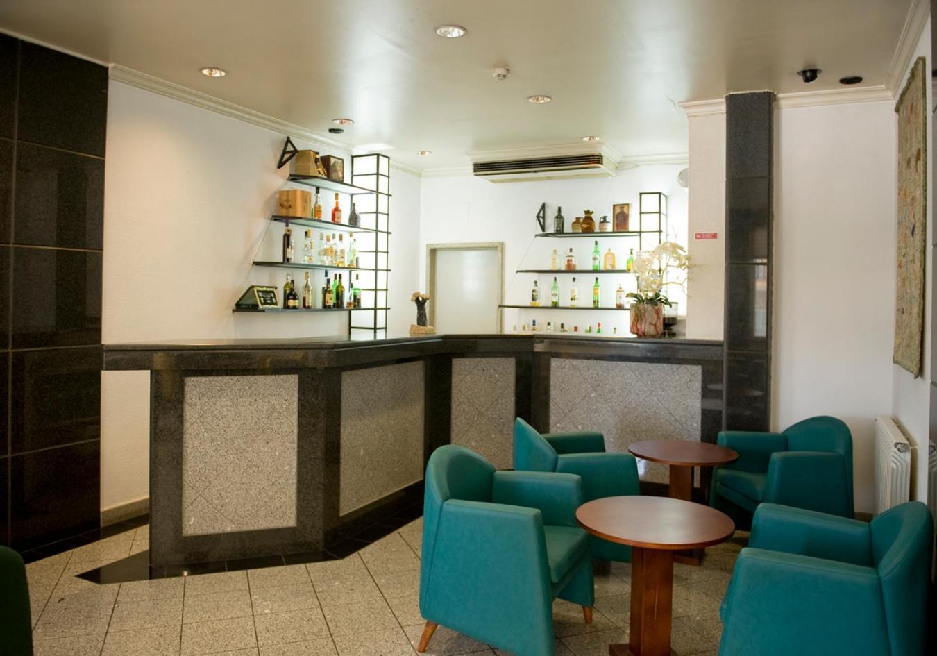 Hotel Samasa فوندَوْ المطعم الصورة